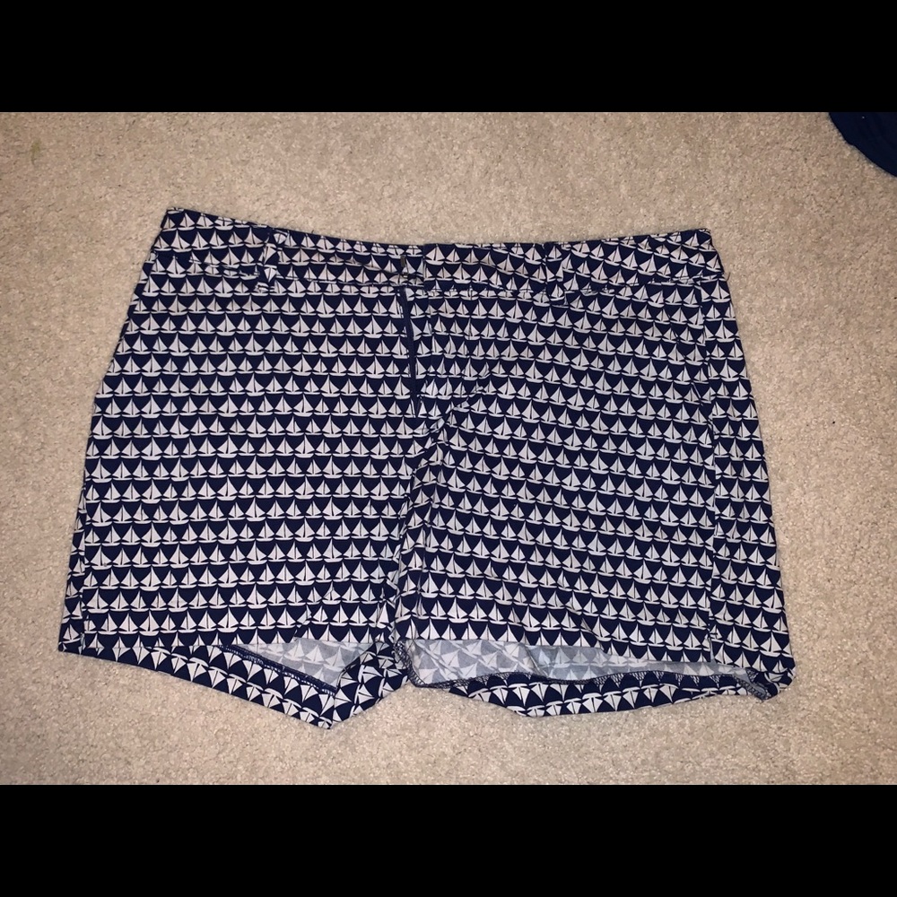 sailboat pattern navy shorts